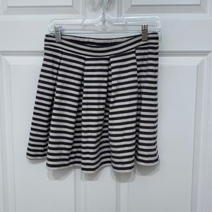 Black and white striped American Eagle circle skirt. Size medium.